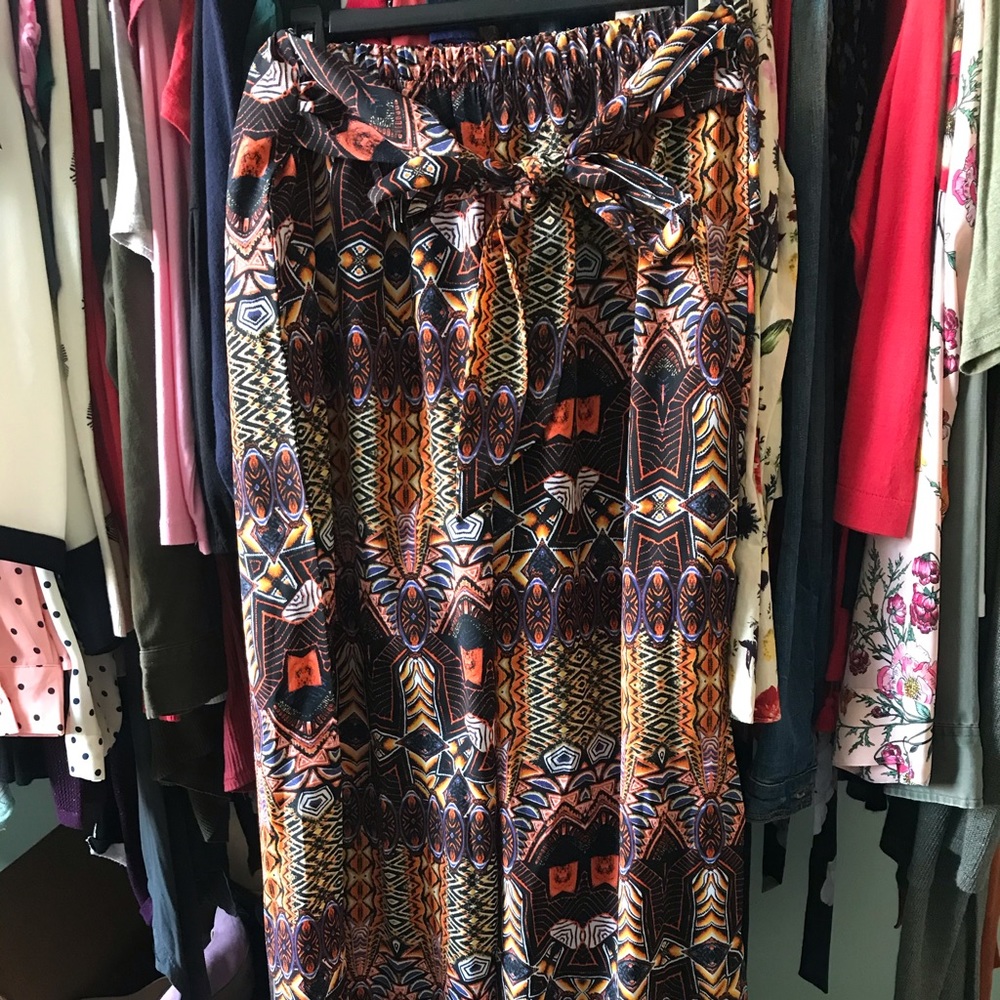 Palazzo Pants! Fits up to a size 8/10